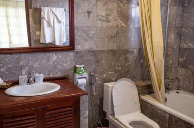 לואנג פרבאנג Capital Hotel מראה חיצוני תמונה
