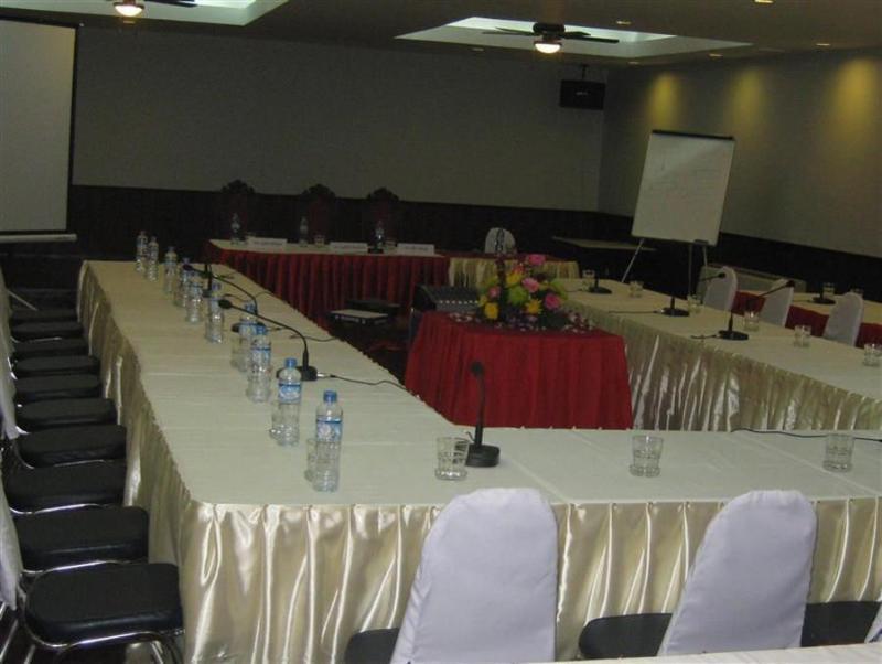 לואנג פרבאנג Capital Hotel מראה חיצוני תמונה